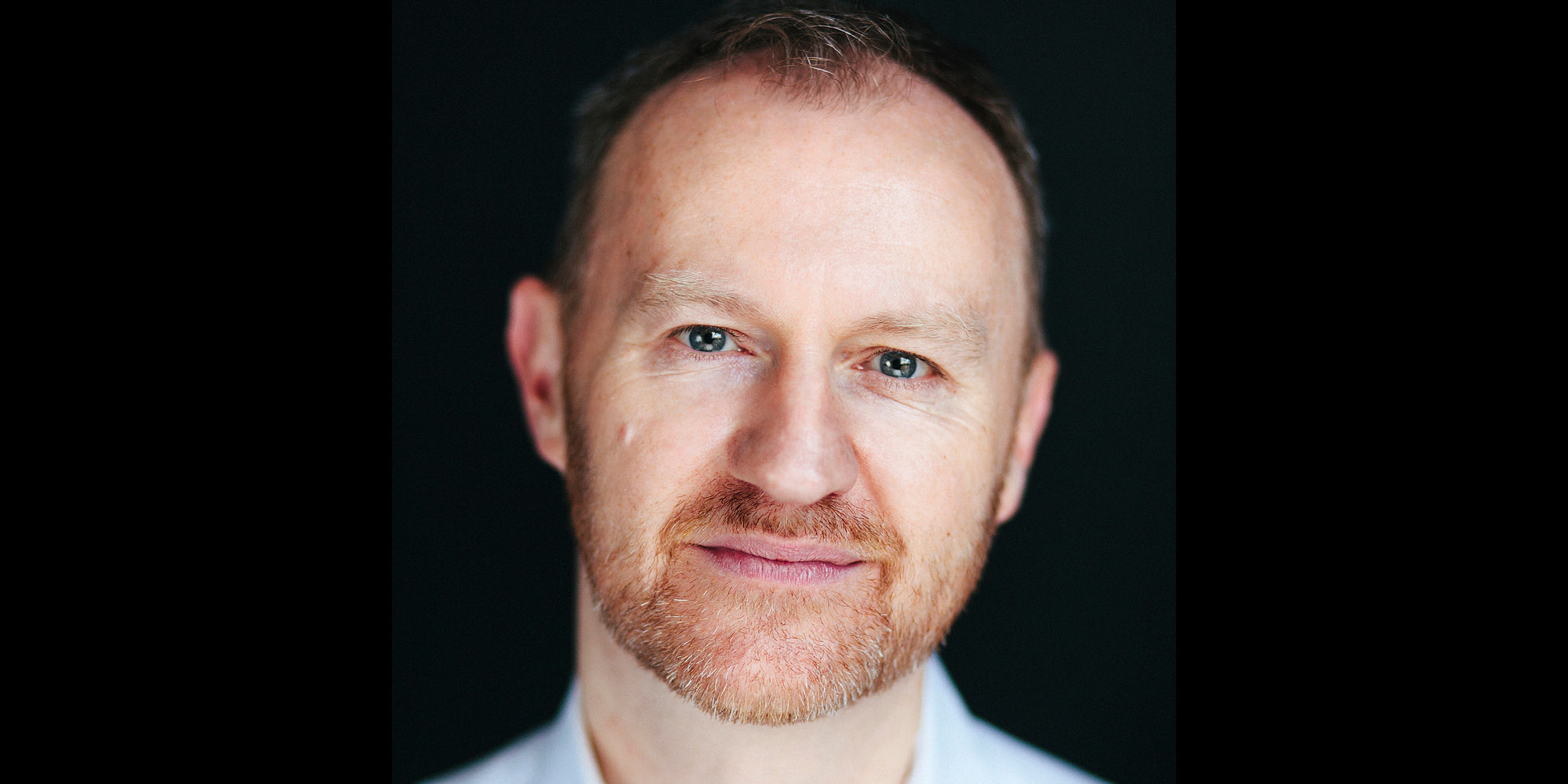 Mark Gatiss is the 2023 UK Theatre Awards recipient of the Outstanding